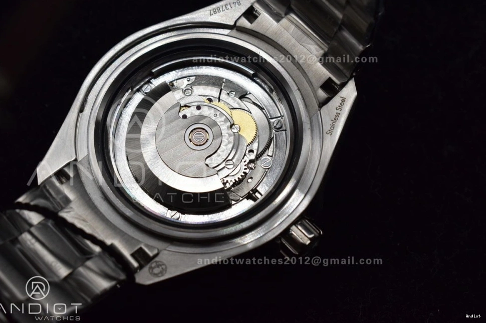 A2824 Seamaster Bracelet Blue Best 1:1 White 6000M Dial Ceramic SS SS TF Deep Ultra Edition on Bezel 0105